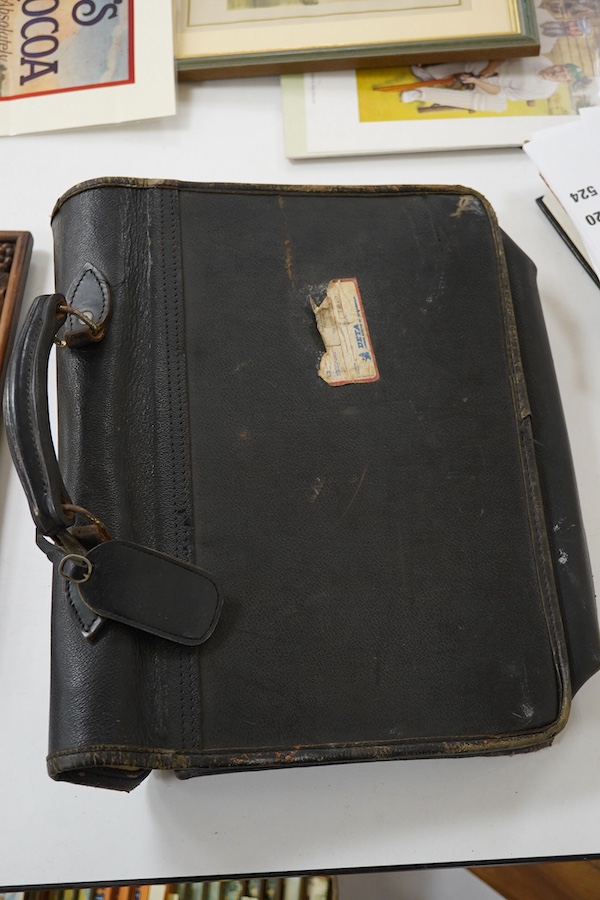 An EIIR civil servant's dispatch bag. Condition - poor to fair